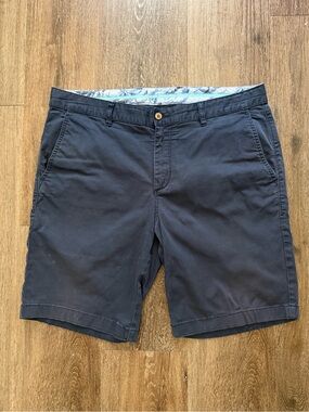 Tommy Bahama Men’s Navy Chino Shorts Size 36 Flat Front Cotton Casual 9.5” insm